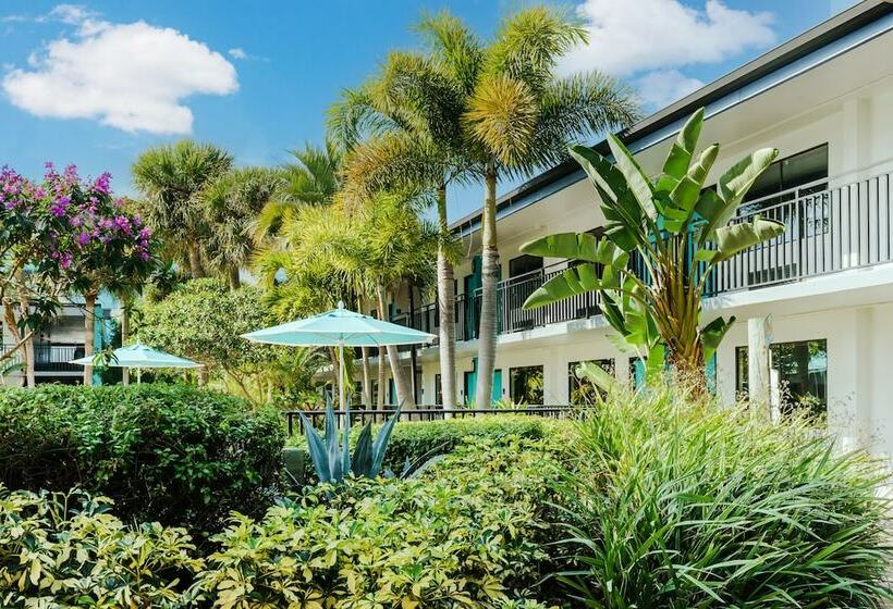 اتاق لوکس, Coco Key Hotel & Water Park Resort