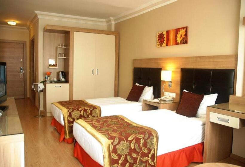 اتاق سوپریور, Suite Laguna Otel
