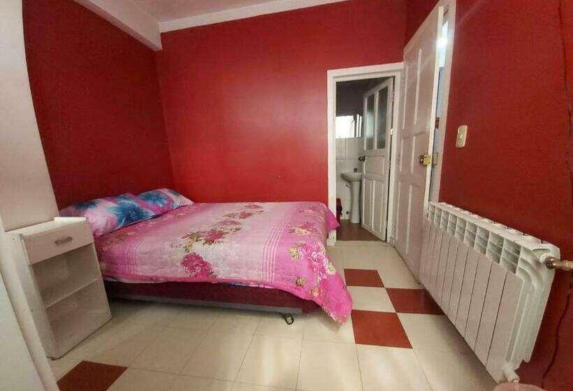 اتاق لوکس, Residencial Hinojosa