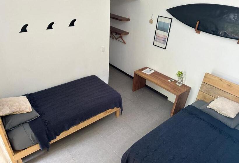 اتاق استاندارد با تراس, El Chante Surf House
