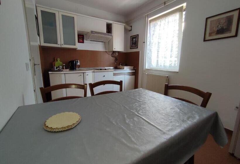 Triple Room Sea View, Smestaj Vella