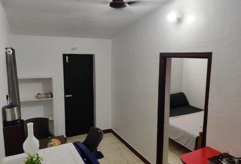标准间带阳台, The Sea Shelter Home Stay
