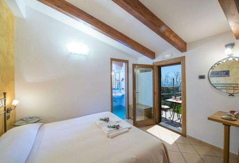 带海景的标准房, B&b Il Nespolo
