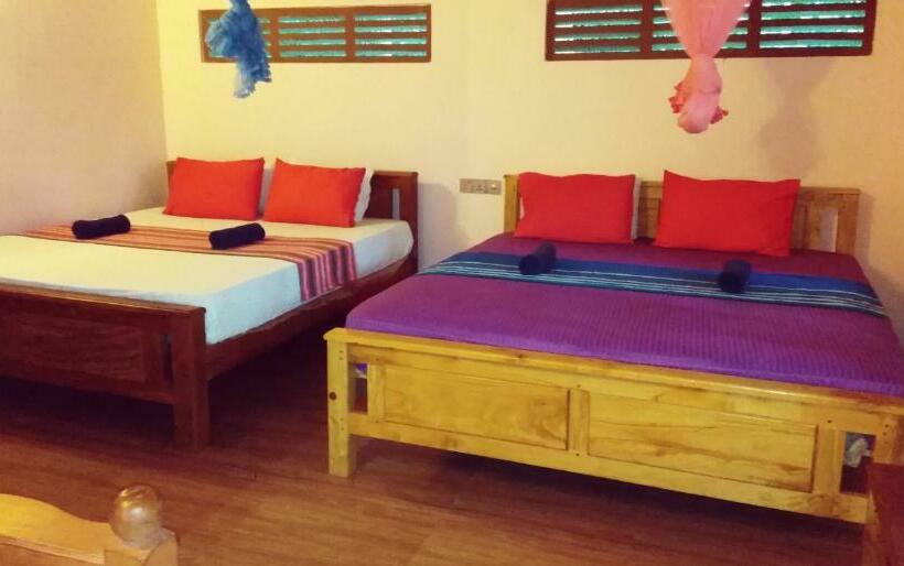 Дом 1 Спальня, Lakeside Cabana Tissamaharama
