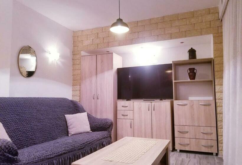 آپارتمان 1 خوابه, Apartments Beka