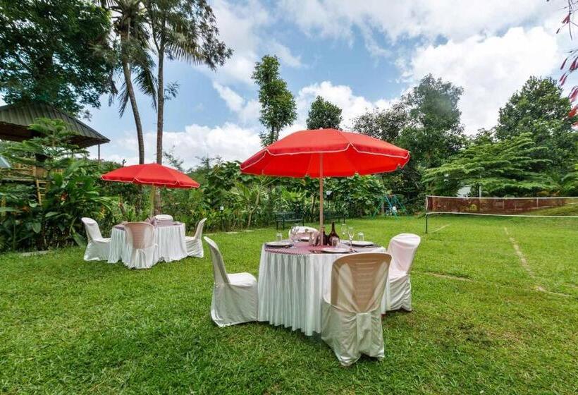 스탠다드 룸, Stayvista At Serene Valley With Bonfire & Badminton