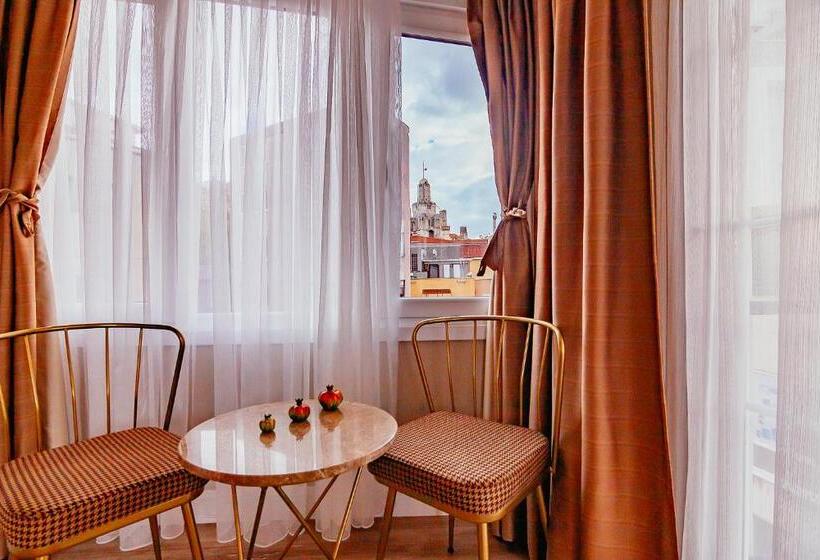 1 Bedroom Penthouse Apartment, Galata Hill