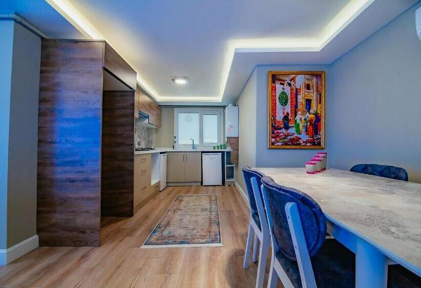 1 Bedroom Penthouse Apartment, Galata Hill