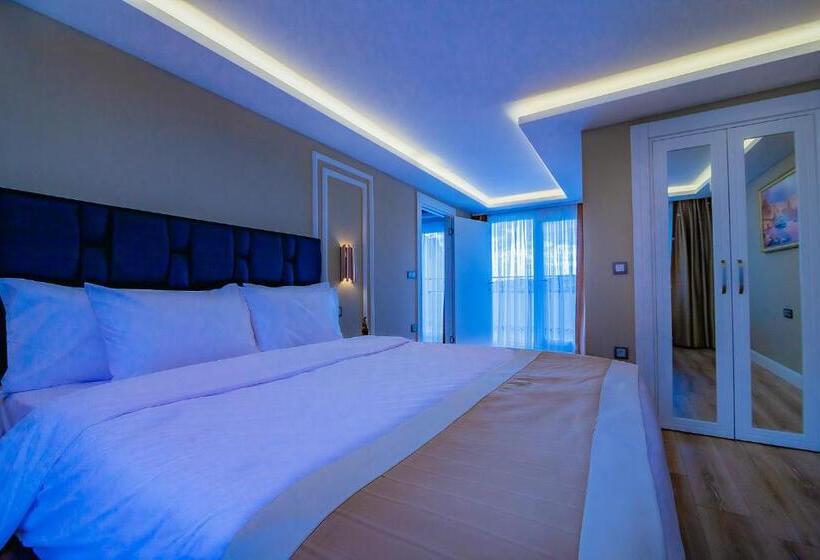 1 Bedroom Penthouse Apartment, Galata Hill