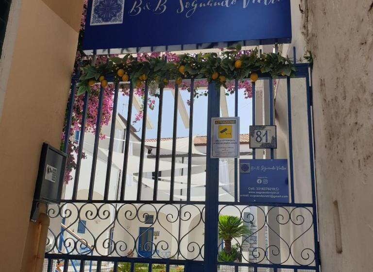 اتاق لوکس, B&b Sognando Vietri