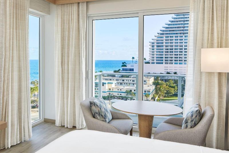 스탠다드 룸 킹사이즈 침대, Ac Hotel By Marriott Fort Lauderdale Beach