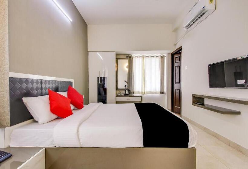 Номер Deluxe, Capital O New Paradise Inn