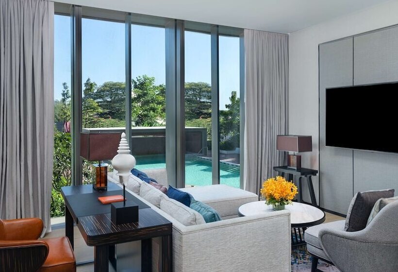 سوئیت رویال, Hyatt Regency Phnom Penh