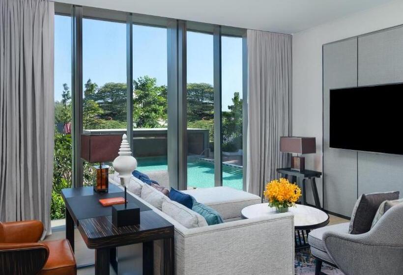 سوئیت رویال, Hyatt Regency Phnom Penh