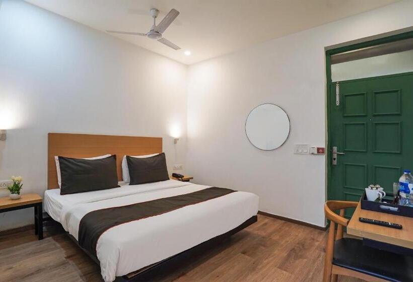 Номер Стандарт, Townhouse Vero Near World Mark Mall