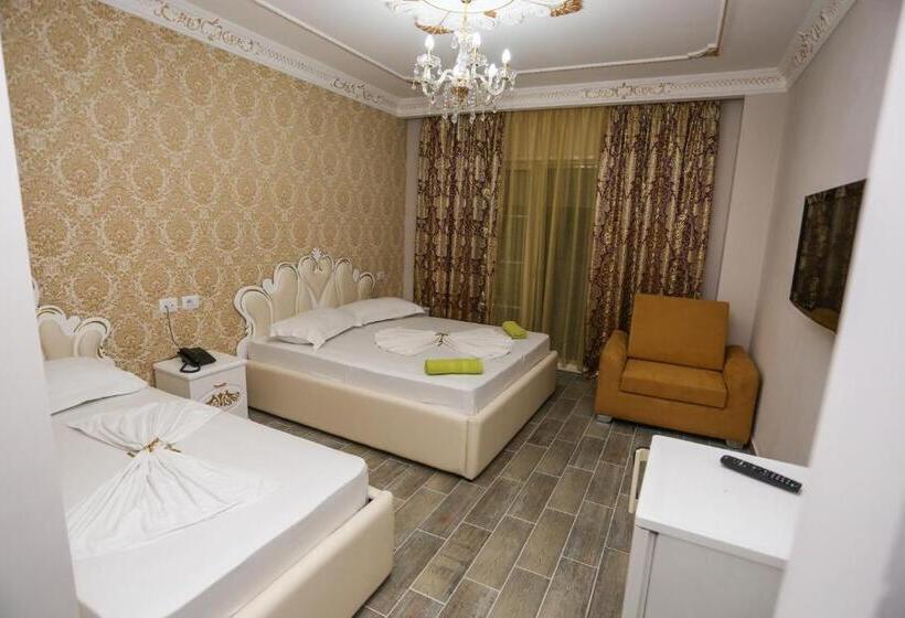 带阳台的三人标准间, Antalya   Beach Durres