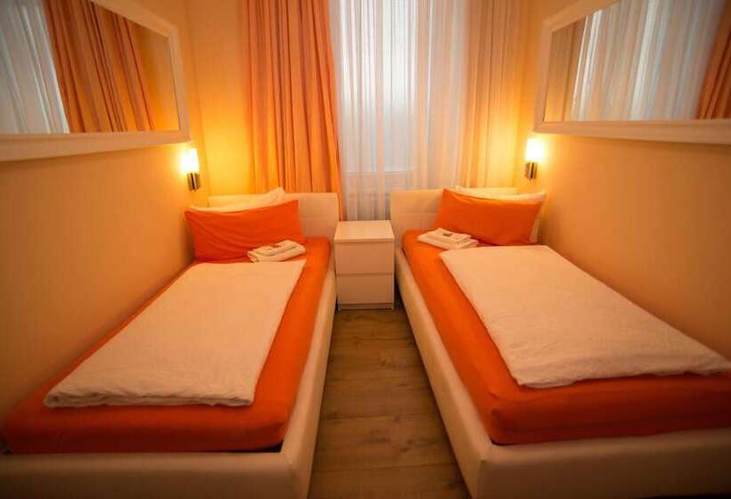 سوئیت خانواده 2 خوابه, City Guesthouse Pension Berlin