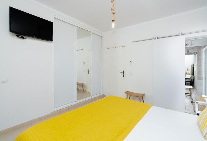 Cameră Standard cu Balcon, Clube Vilarosa