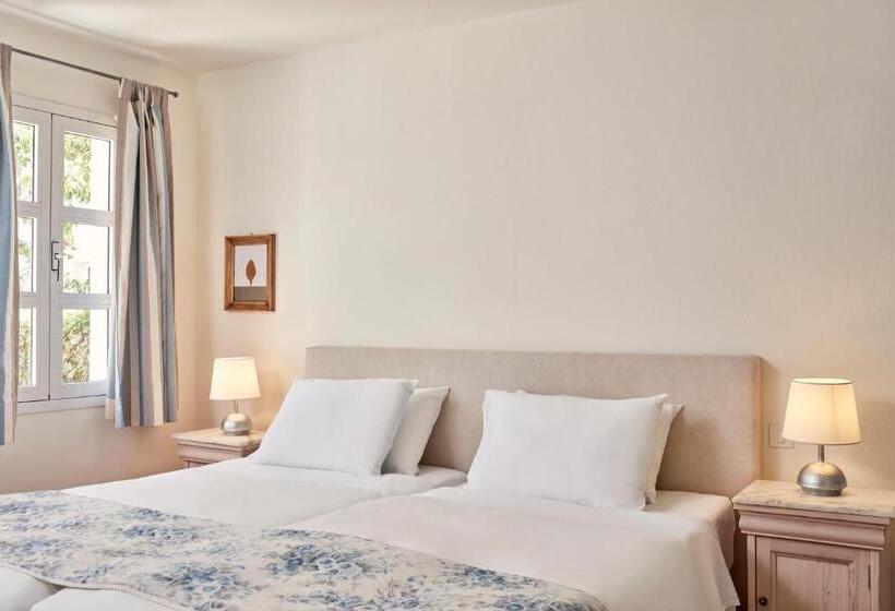 Семейные Апартаменты, Candia Park Village