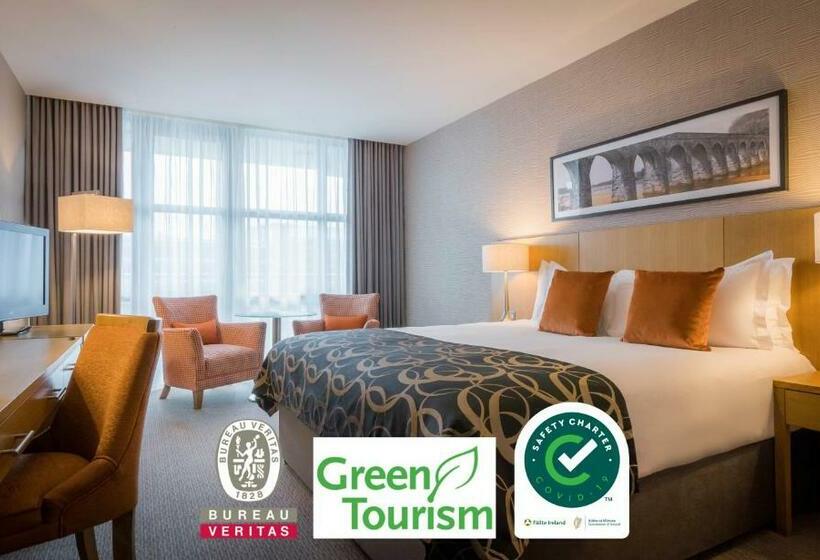 اتاق استاندارد, Clayton Hotel Cardiff Lane