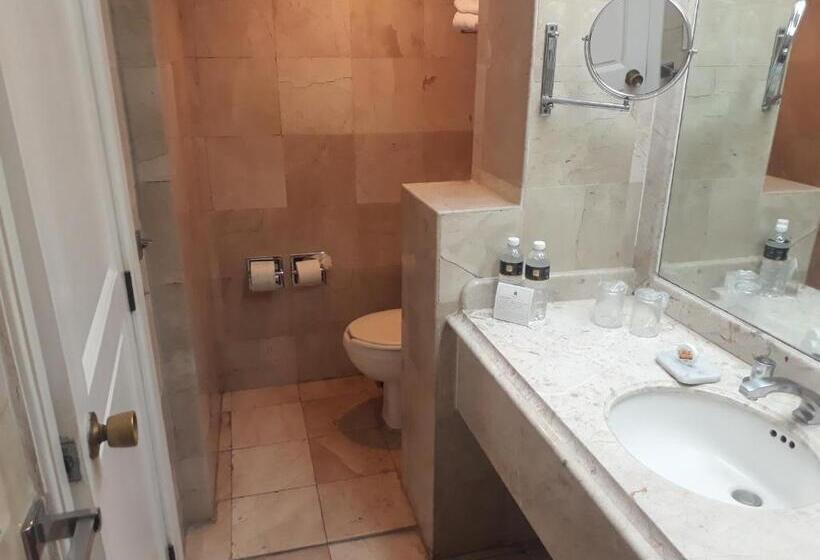 اتاق استاندارد با 2 تخت دوبل, Country Plaza