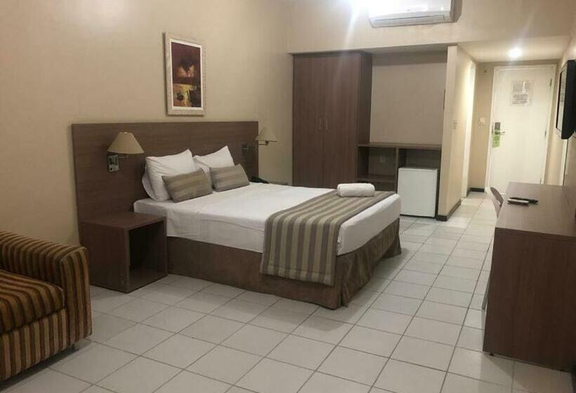 Family Suite, Rede Andrade Barra
