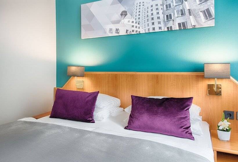 Номер Комфорт, Leonardo Hotel Düsseldorf City Center