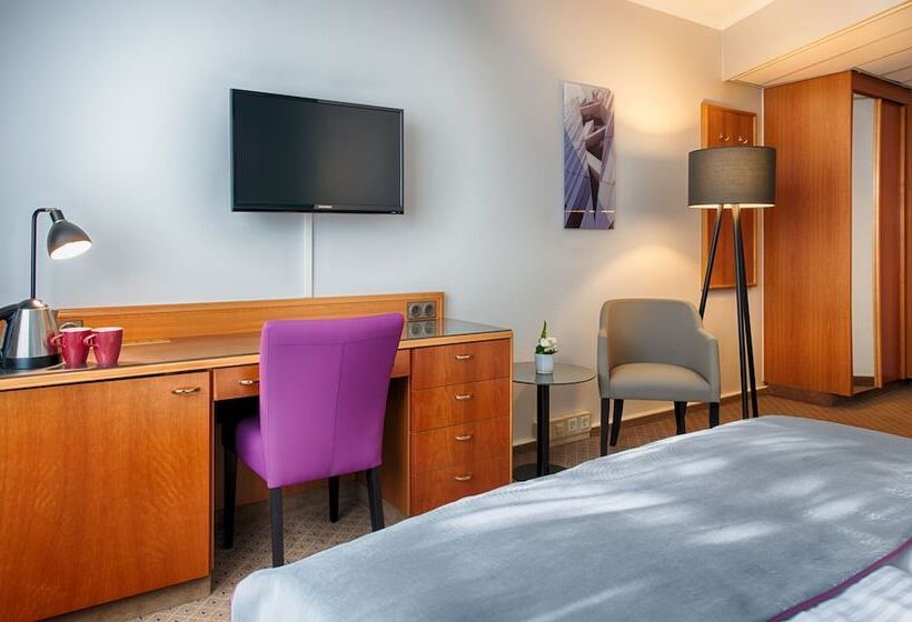 Номер Комфорт, Leonardo Hotel Düsseldorf City Center