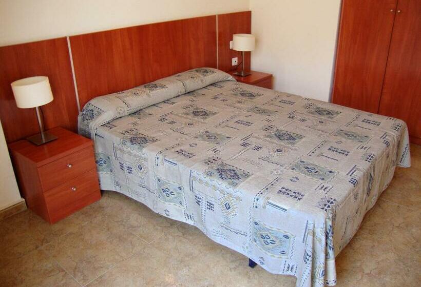 带3个卧室的公寓, Apartamentos Marcomar 3000