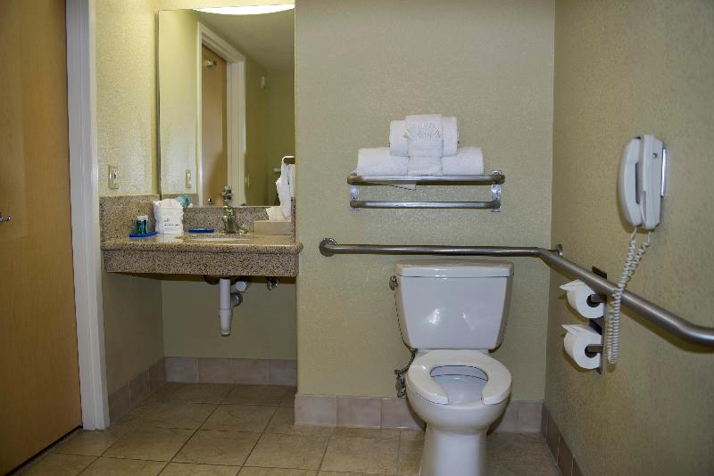 스위트 킹사이즈 침대, Holiday Inn Express Hotel & Suites Vacaville, An Ihg