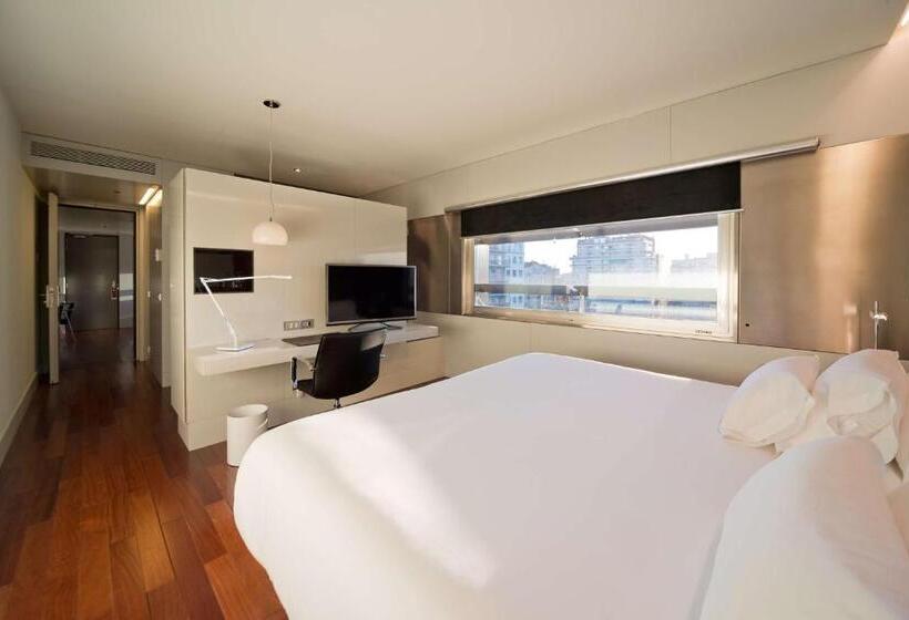 Полулюкс, NH Collection Barcelona Constanza