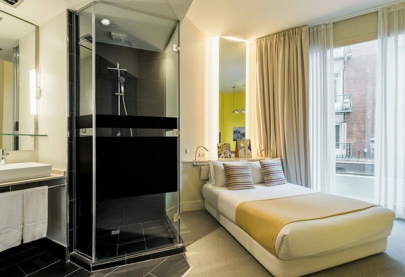 اتاق استاندارد, Room Mate Alicia