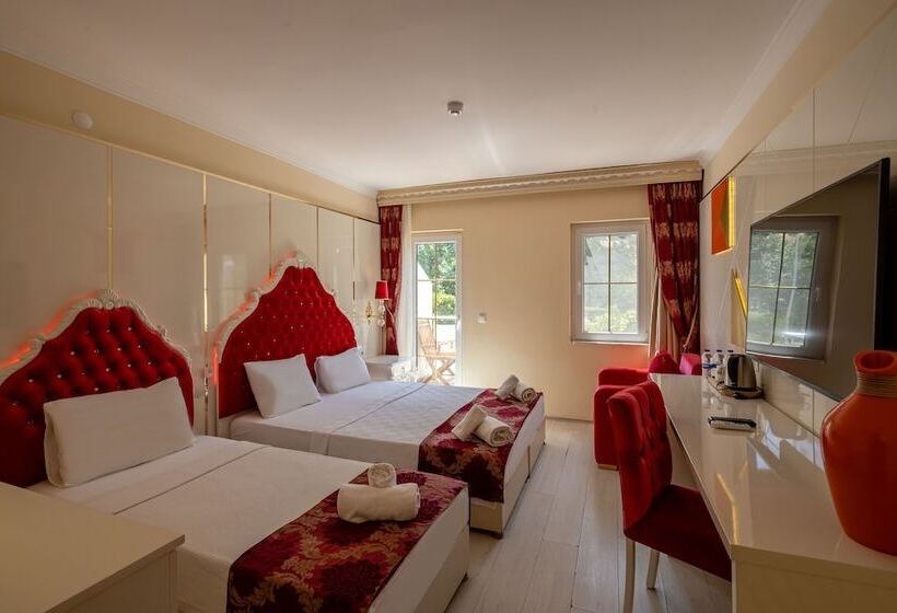 اتاق سوپریور سه تخته, Golden Beach Resort & Spa