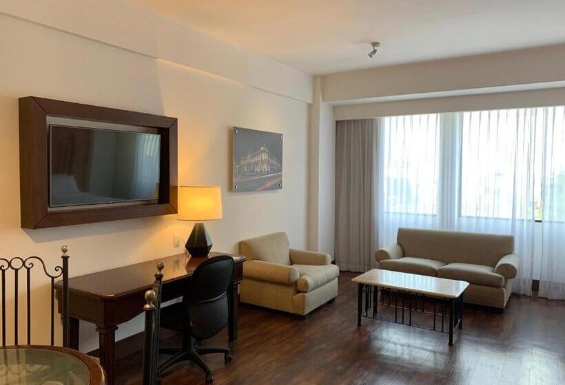 اتاق لوکس, Holiday Inn Hotel & Suites Centro Historico, An Ihg