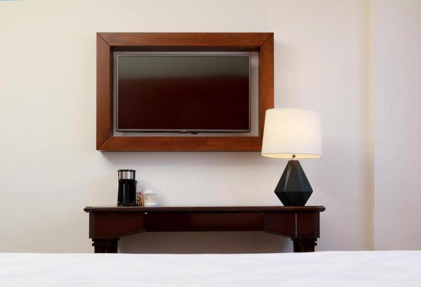 سوئیت برای معلولان, Holiday Inn Hotel & Suites Centro Historico, An Ihg