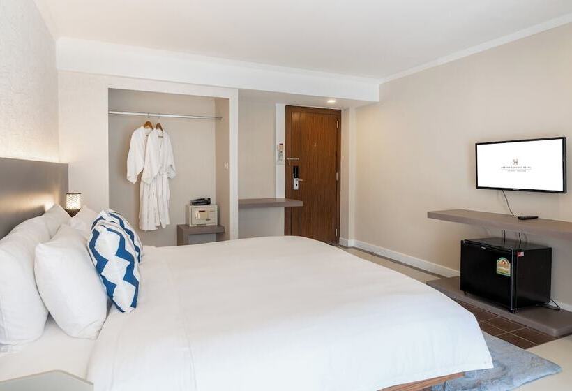 Номер Deluxe, Heeton Concept Hotel Pattaya By Compass Hospitality