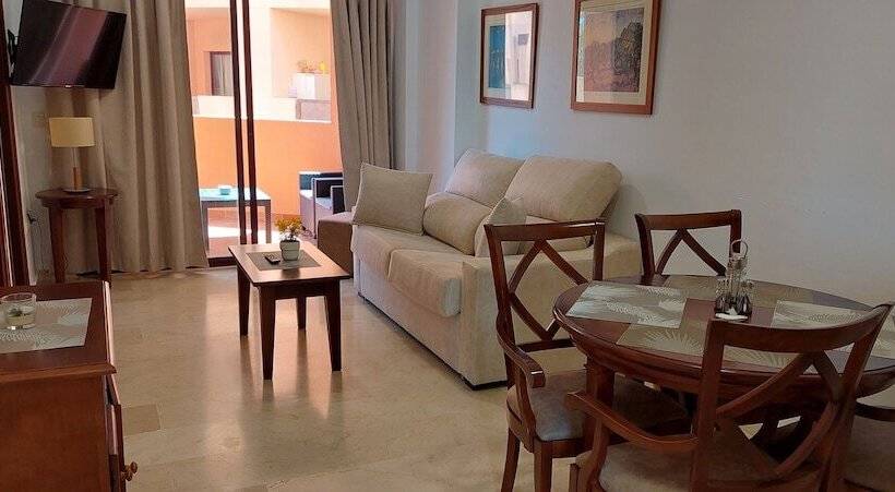 Апартаменты 1 Спальня Боковой Вид на Море, Don Juan Beach Resort