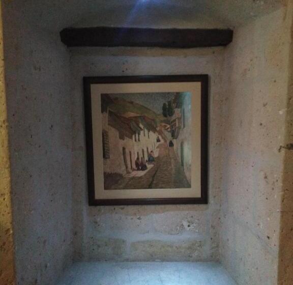 חדר סטנדרט לשלושה, Casablanca Hostal