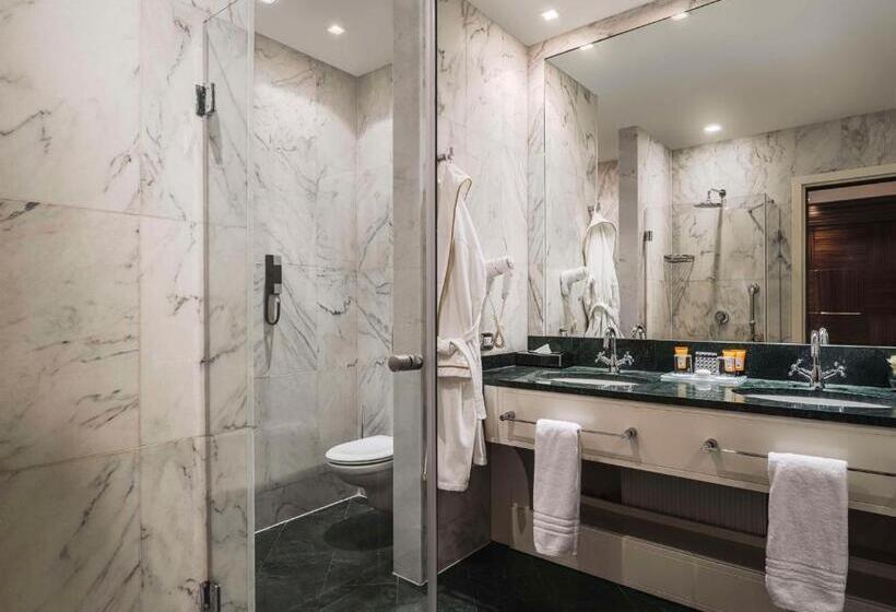 テラス付きジュニアスイート, Anantara New York Palace Budapest   A Leading Hotel Of The World