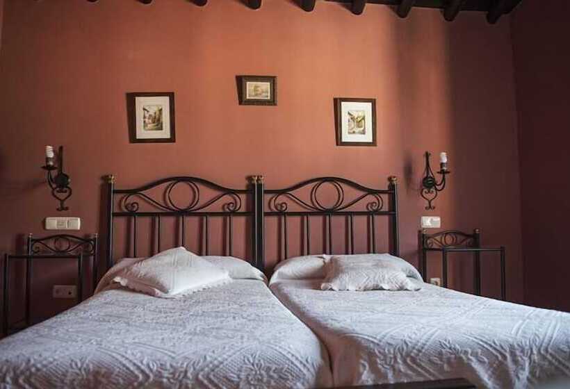 Номер Стандарт, La Casa Grande De El Burgo