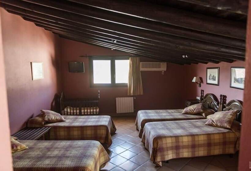 Семейный Номер, La Casa Grande De El Burgo
