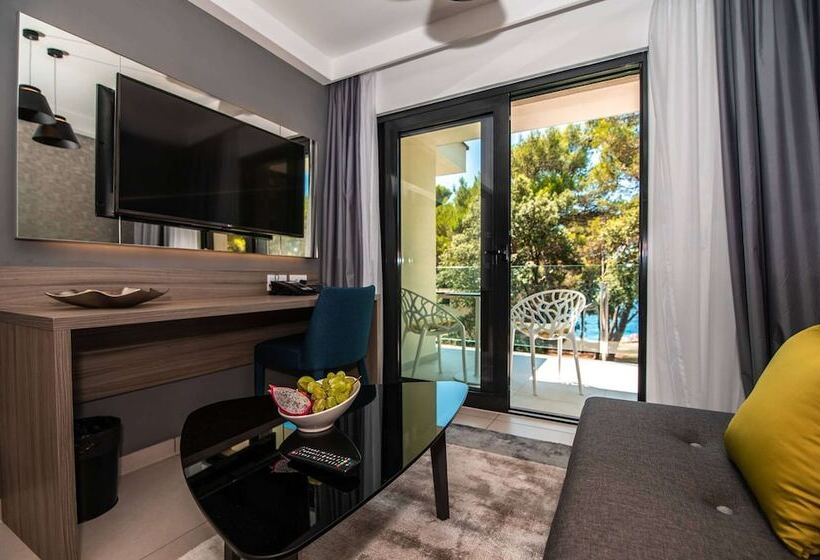 سوئیت 2 خوابه, Park Plaza Arena Pula