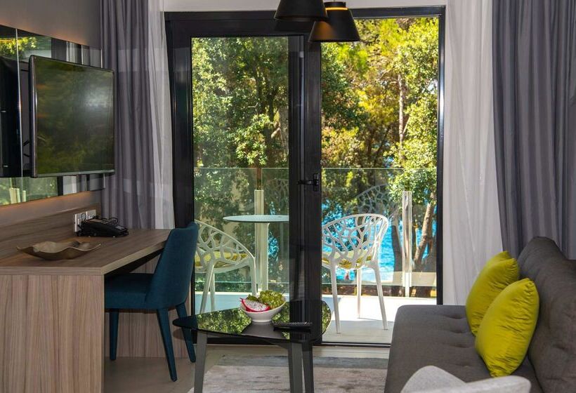 سوئیت 2 خوابه, Park Plaza Arena Pula