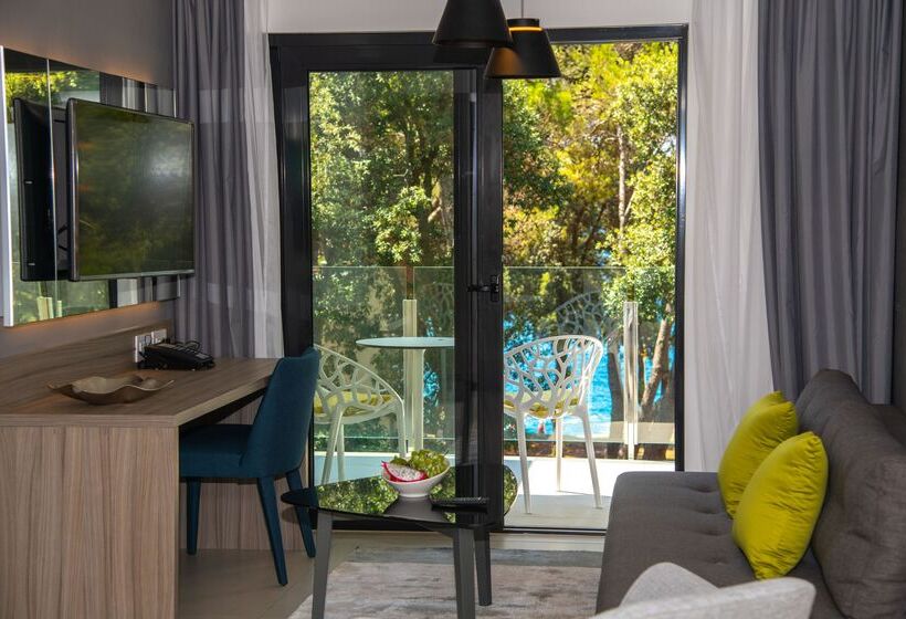 سوئیت 2 خوابه, Park Plaza Arena Pula