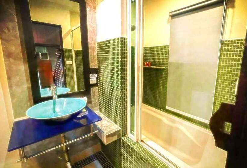 اتاق لوکس, Purimuntra Resort & Spa