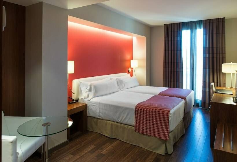 Номер Стандарт, Catalonia Ramblas 4* Sup
