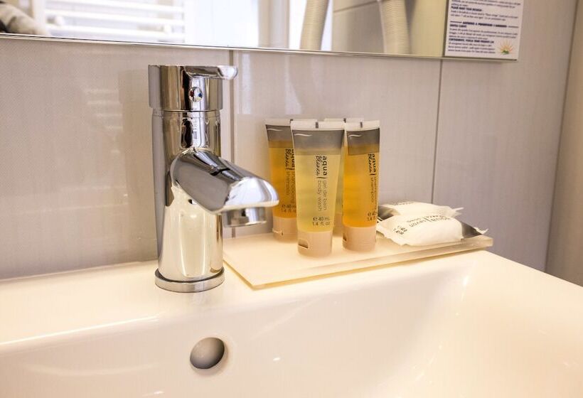 Номер Superior, Sowell Hotels Le Parc & Spa