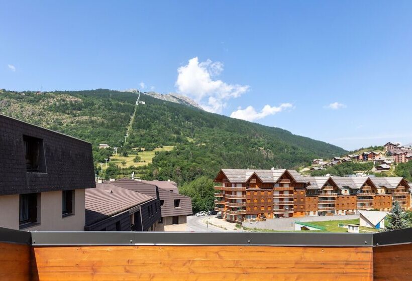 Трехместный Номер Superior, Sowell Hotels Le Parc & Spa