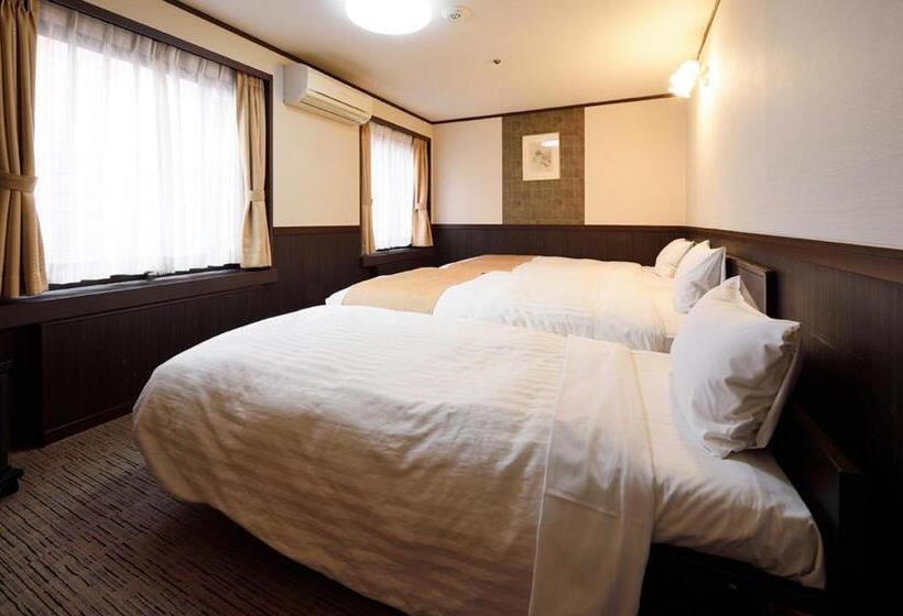 Quarto Triplo Estandar, Belmont