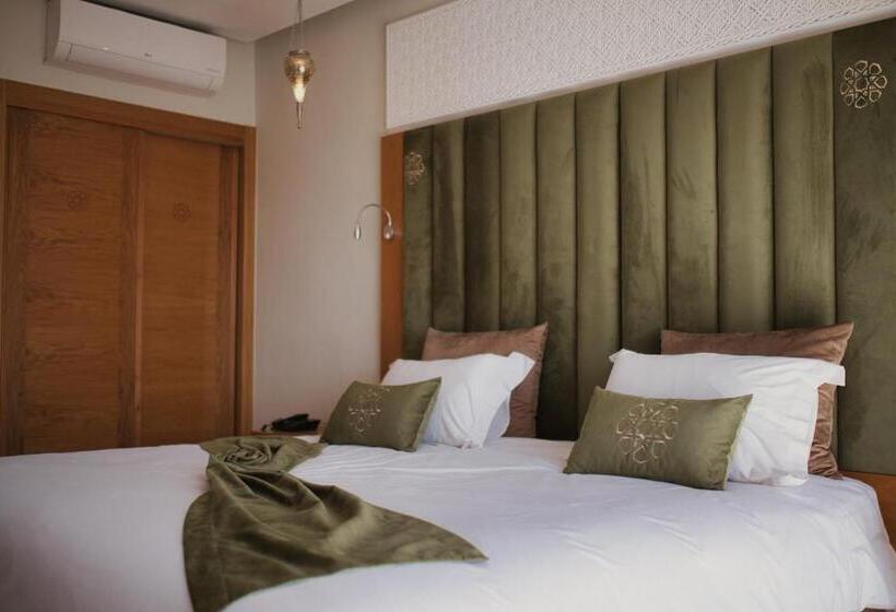 اتاق لوکس با چشم‌انداز استخر, Diwane Hotel & Spa Marrakech